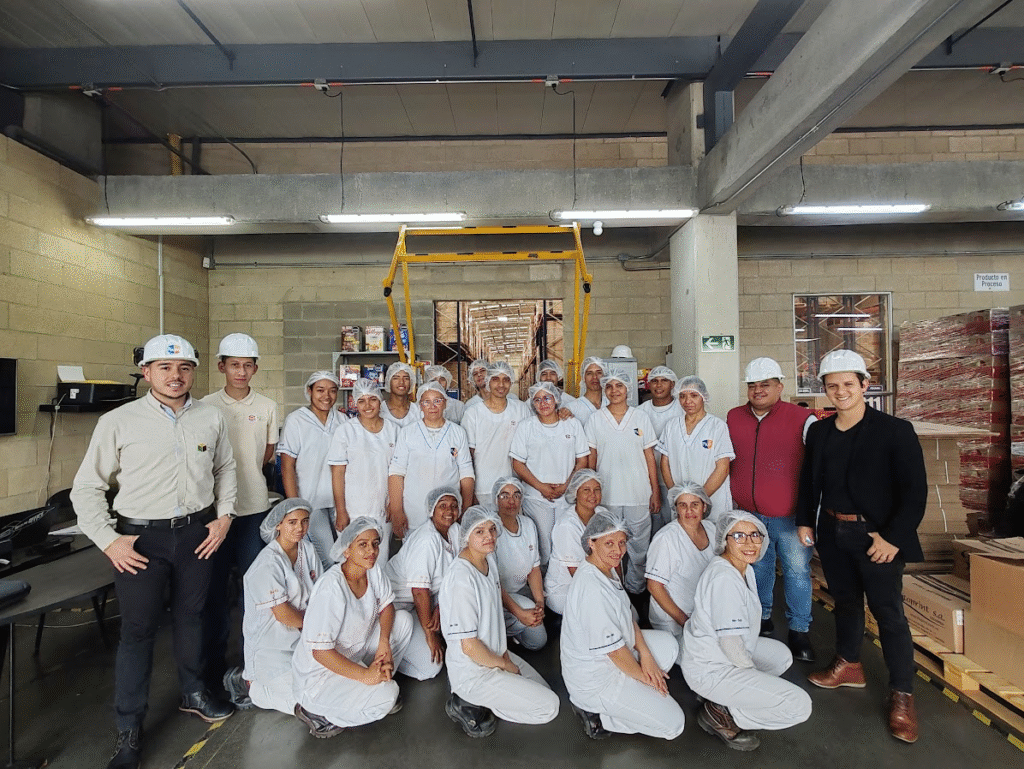 Equipo operativo de Mafesa Hermanos